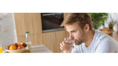 Jak wybrać kuchenny filtr do wody?